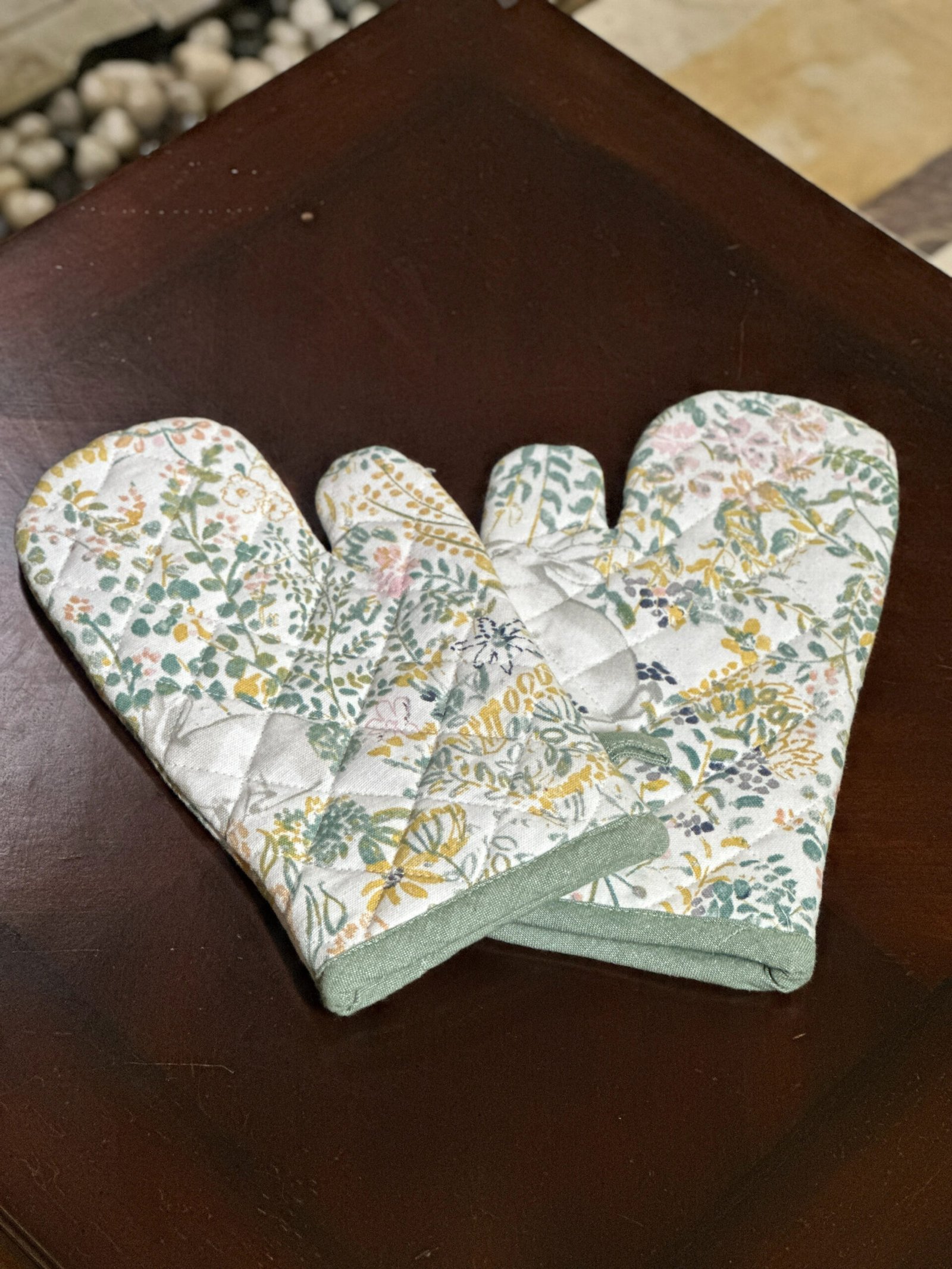 Glove pot holder set